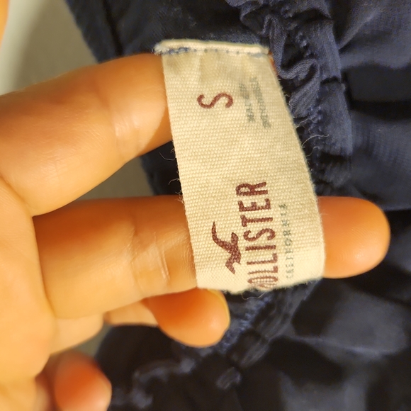 Hollister  navy blue for girl size small - Picture 3 of 5